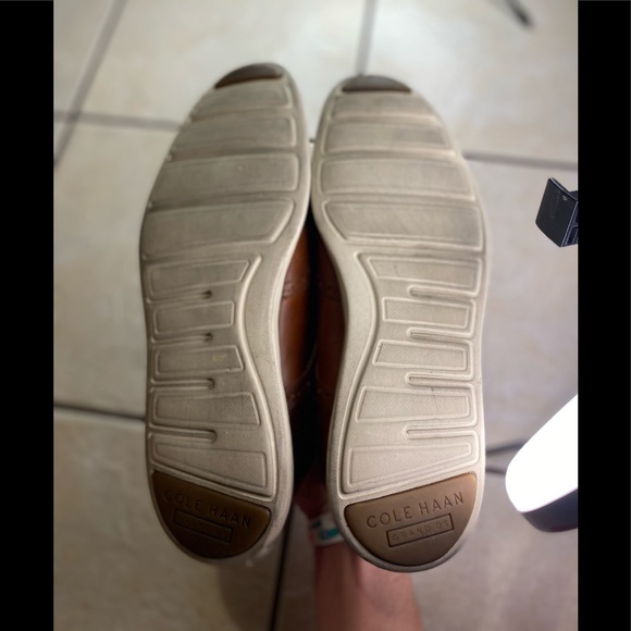 Cole Haan Original Grand Wingtip - Chestnut Brown 
Men’s size 10 - Picture 5 of 7